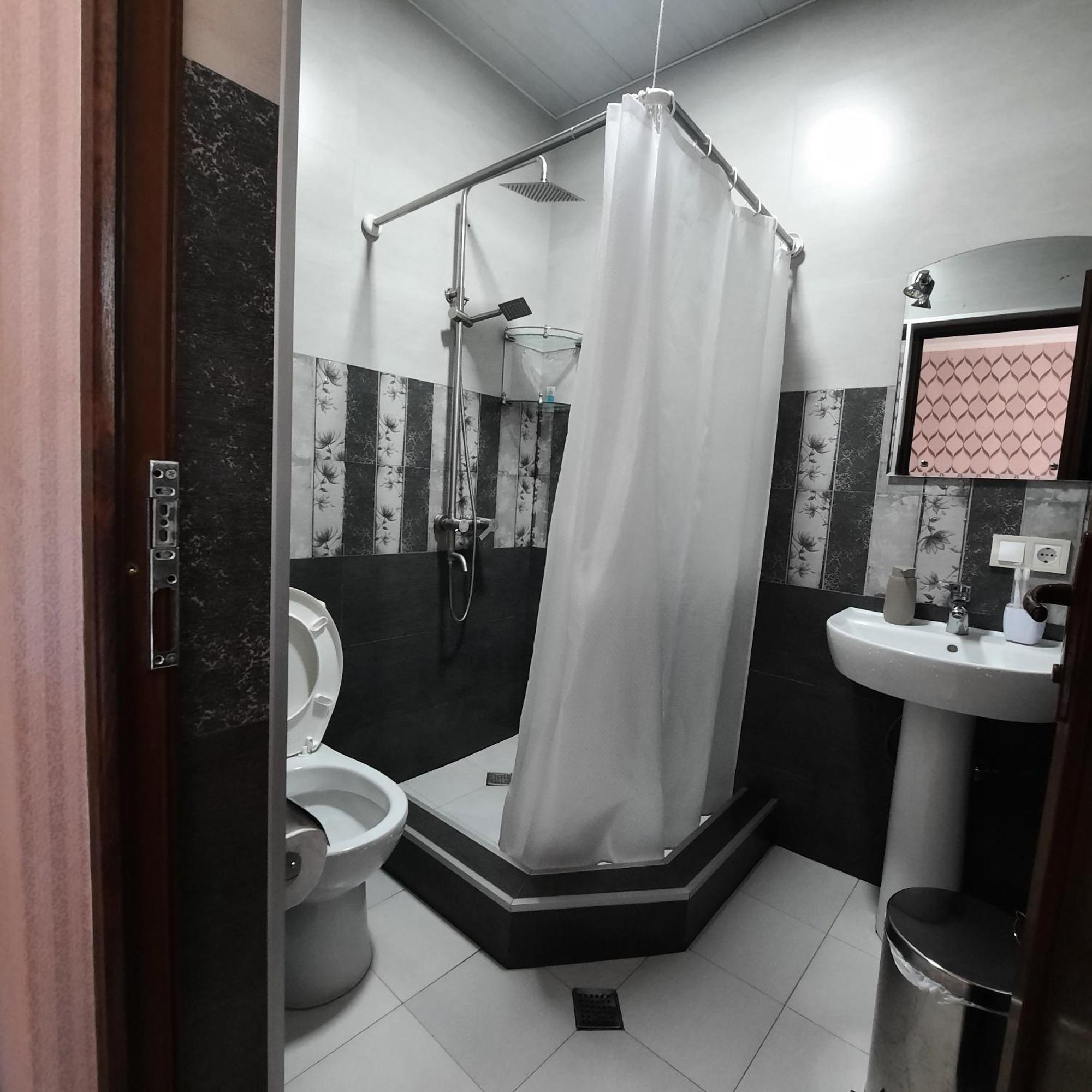 Gio-Nika Hotel Kazbegi Ngoại thất bức ảnh