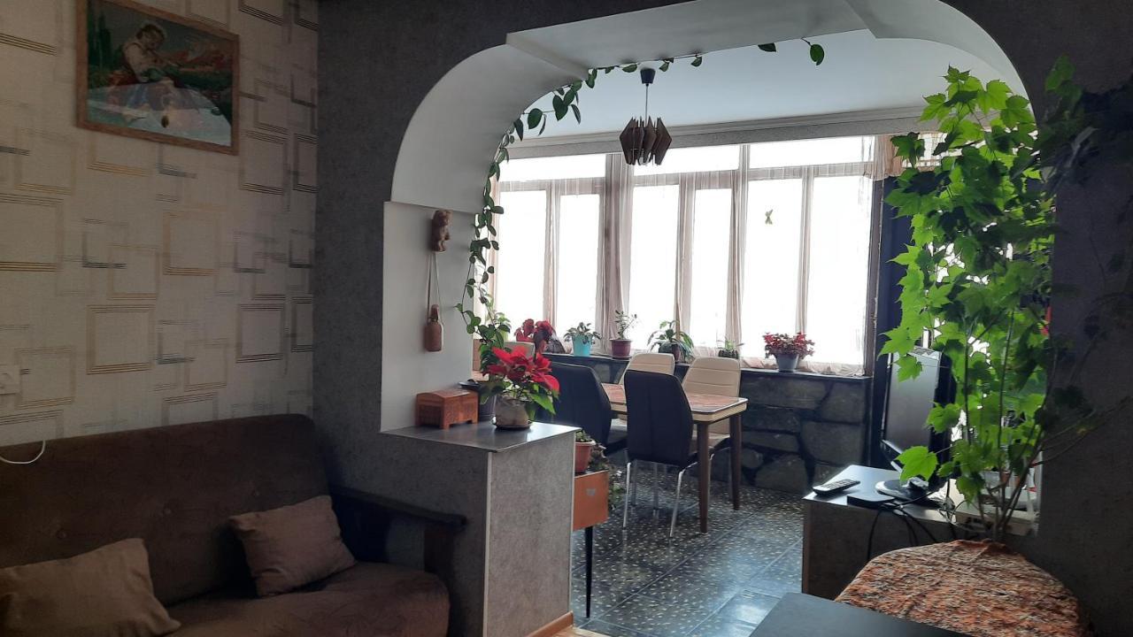Gio-Nika Hotel Kazbegi Ngoại thất bức ảnh